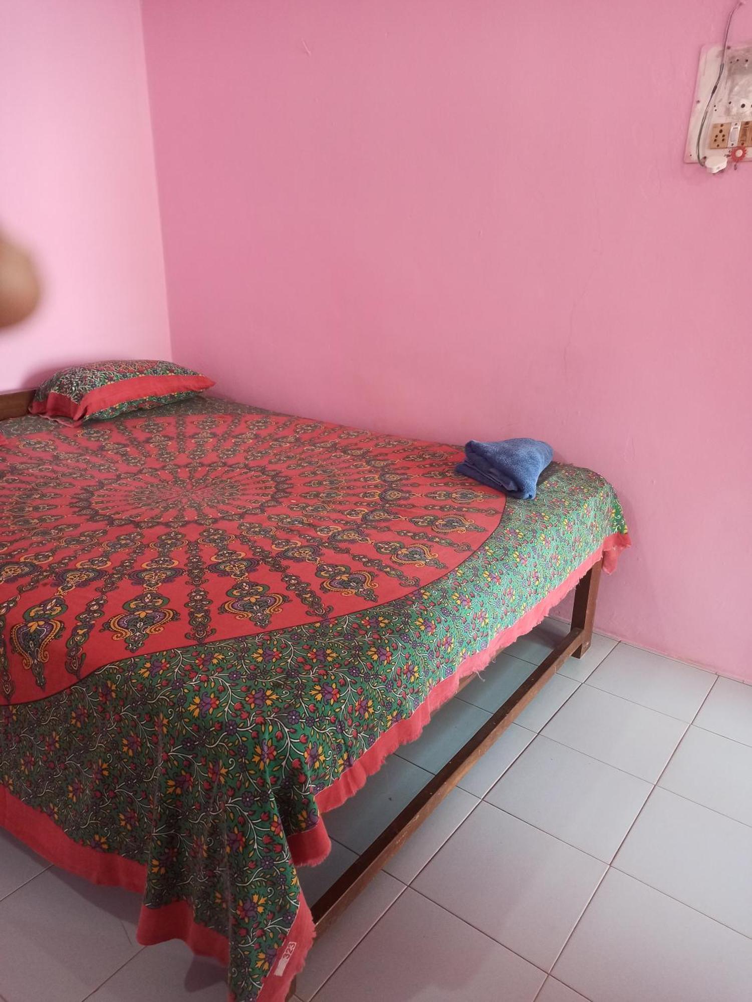 Om Ganesh Naik Guest House 아람볼 외부 사진