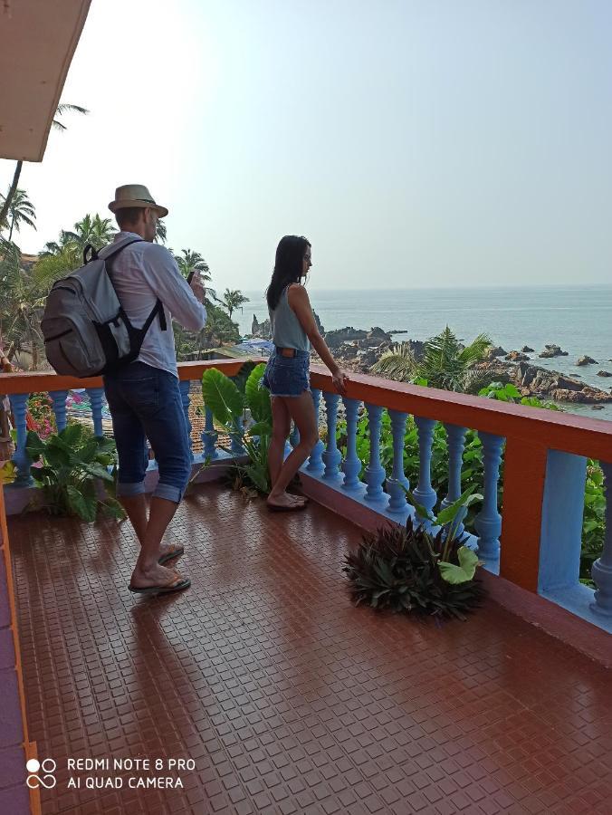 Om Ganesh Naik Guest House 아람볼 외부 사진